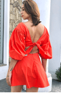 Vestido curto com no Lanca Perfume1